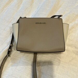 Michael Kors crossbody